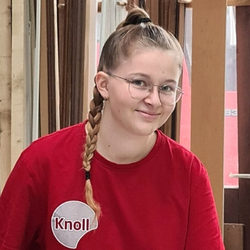 Sarah Rühl sarah-ruehl-knoll-fachhandel-1.jpg
